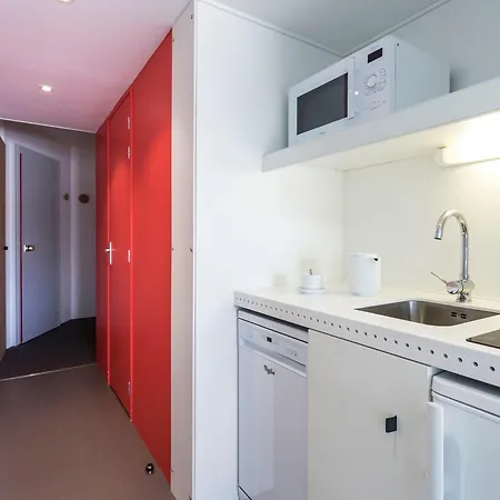 Lägenhet Renove Aux Pieds Avec Balcon - Fr-1-346-396 *