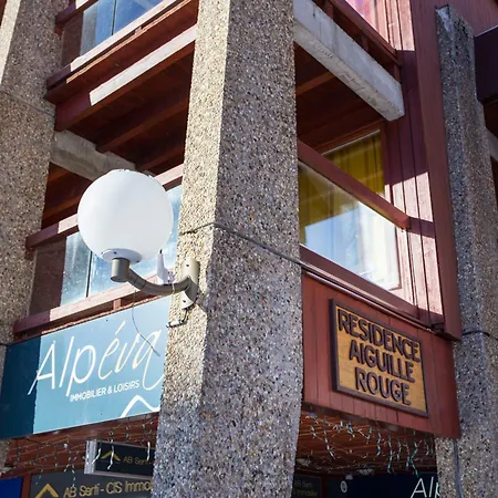 Renove Aux Pieds Avec Balcon - Fr-1-346-396 Lägenhet *