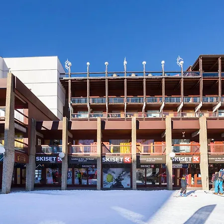 Lägenhet Renove Aux Pieds Avec Balcon - Fr-1-346-396